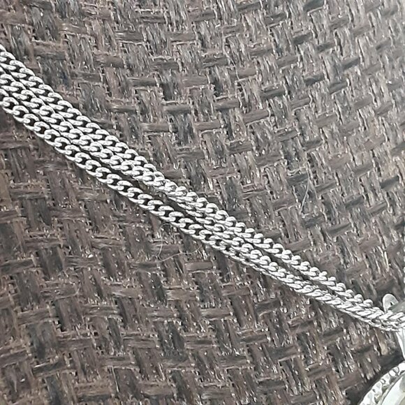 Premier Designs Silver Tone Rhinestone Triple Chain 3-Circle Necklace - Picture 5 of 8